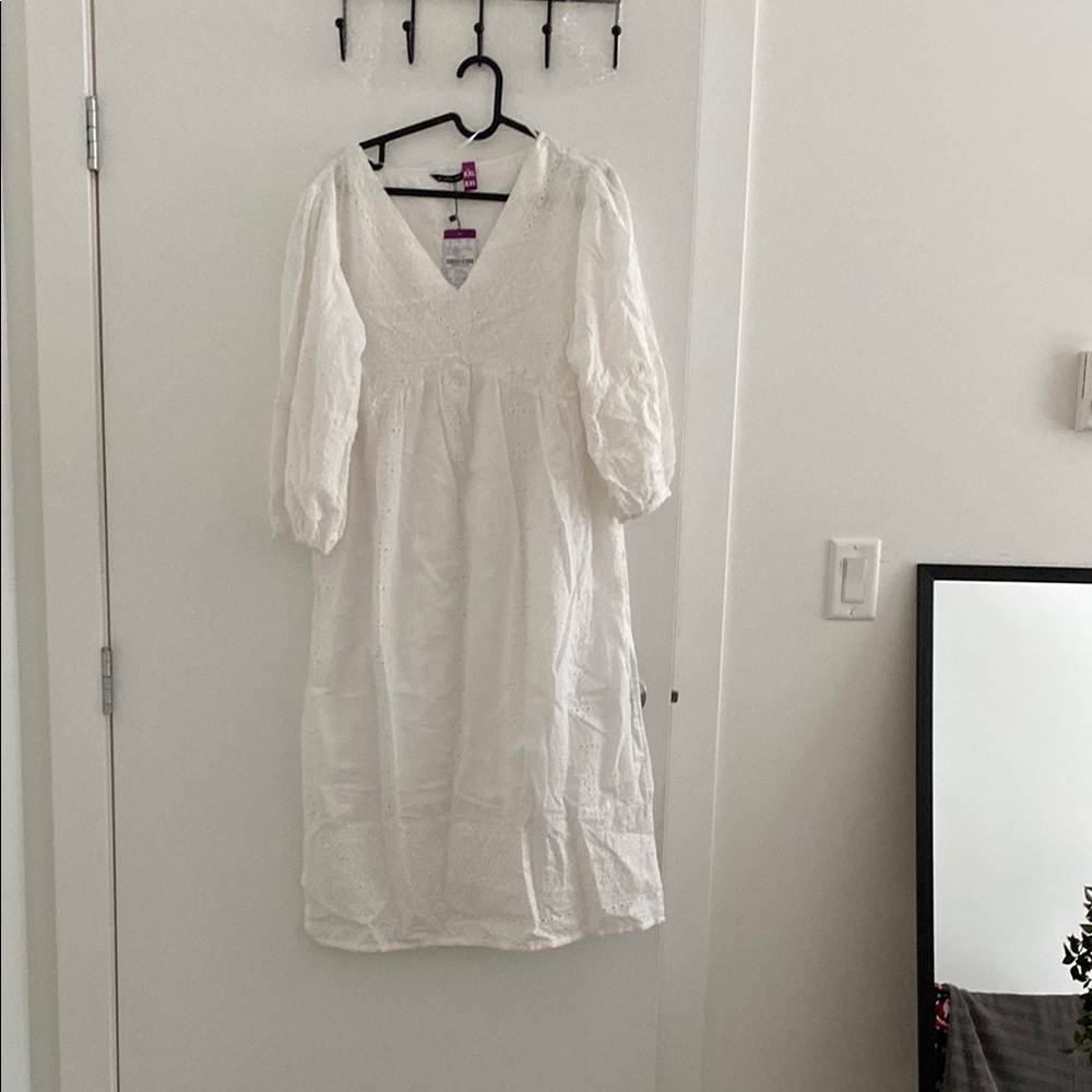 White Cotton eyelet and embroidered dress or tunic